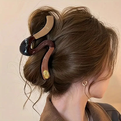 4Pcs Large Hair Claw Clips - Chic Wavy Non-Slip Shark Clips for Women