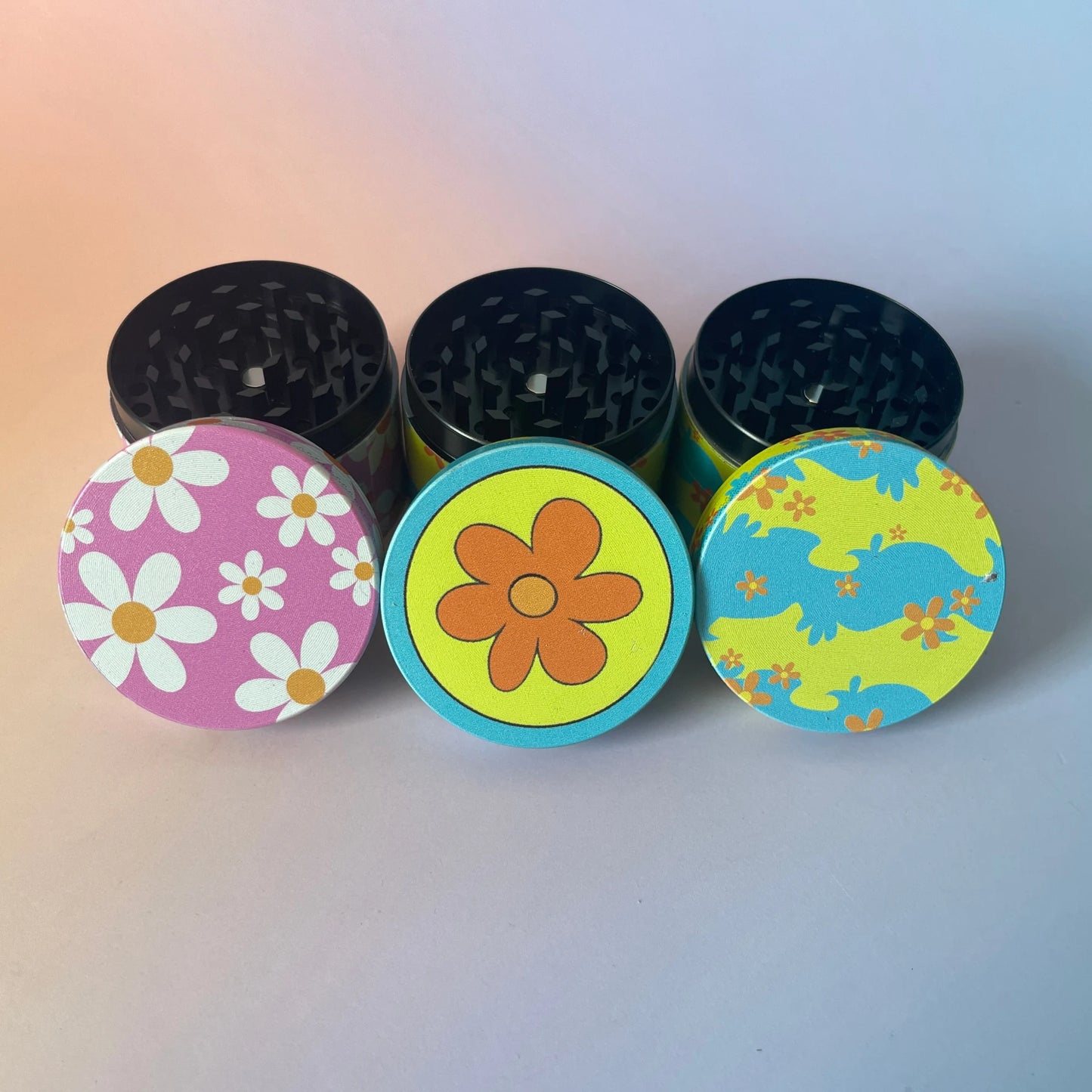 2" Orange Daisy Flower Metal Herb Grinder – Portable Spice & Herb Crusher