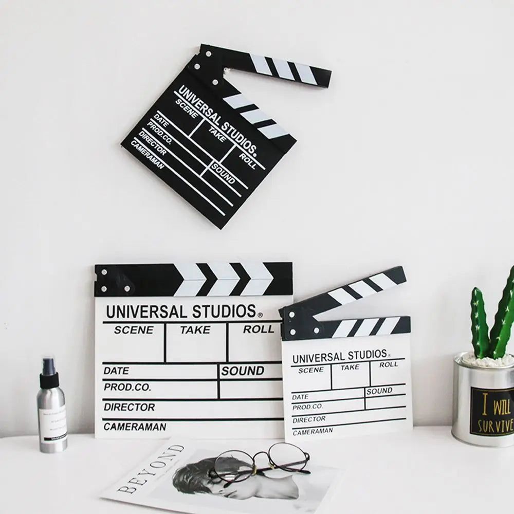 Wooden Director Clapperboard – Video Scene Prop for TV, Movie, and Vlog Recording – Stylish Hanging Decoration
