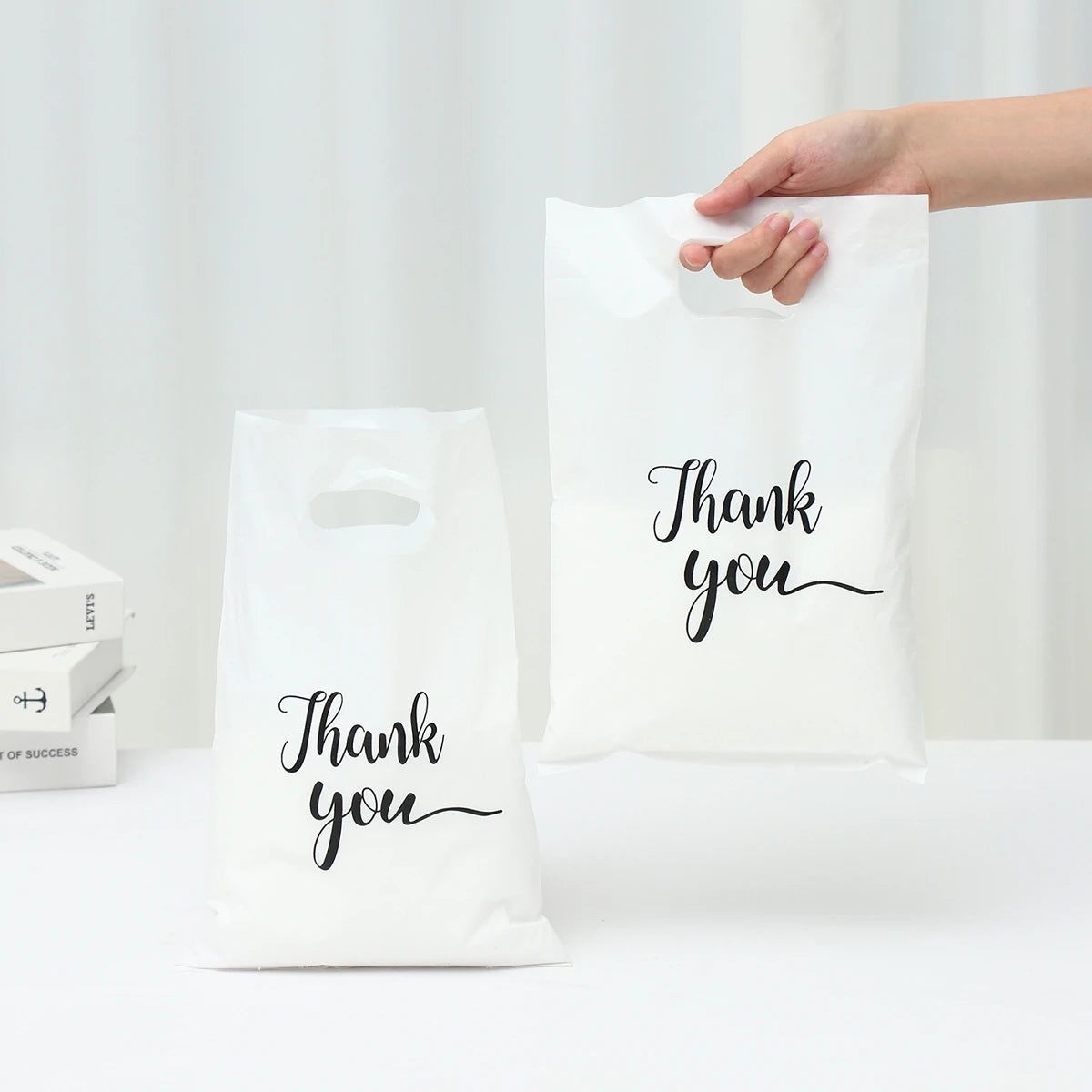 100pcs Thank You Gift Bags - Plastic Shopping Tote Bags for Birthday, Wedding, Party Favors, Candy, and Cookie Wrappers - 20*30cm