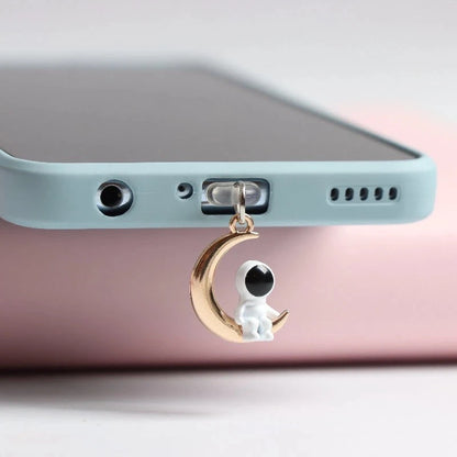 Astronaut Dust Plug Charm - Cute Charge Port Anti Dust Plug, Kawaii USB Type C Plug for iPhone Earphone Jack, Stopper Cap Pendant