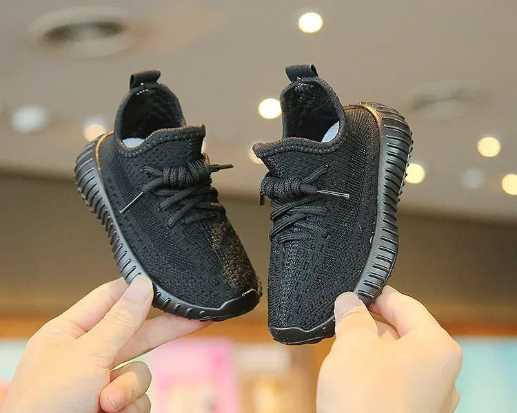 New Kids Fashion Sneakers – Breathable, Soft Bottom Casual Running Shoes for Boys & Girls