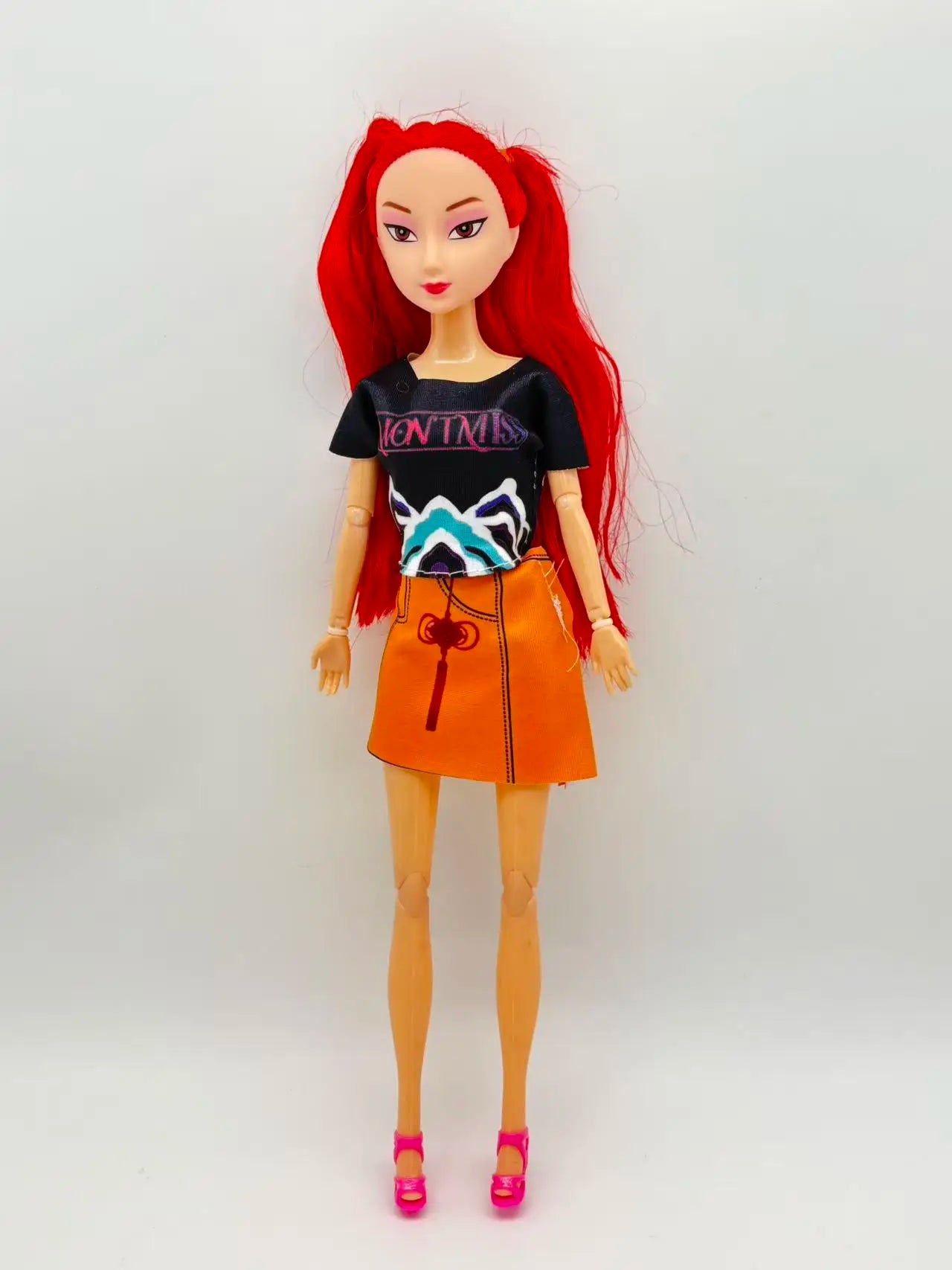 2026 Princess Figurine Doll with Long Hair - Articulated Girls’ Toy with Interchangeable Clothes