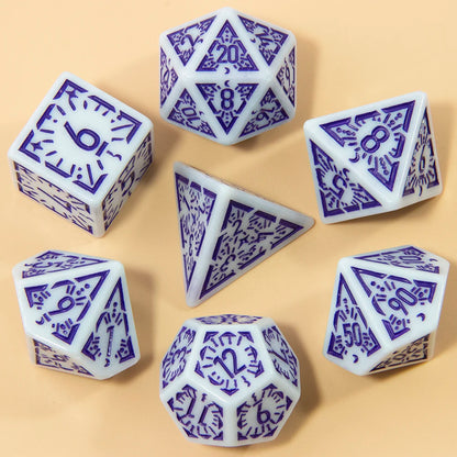 DND Carving Pattern Dice Set - 7Pcs RPG Polyhedral Dice for Board Games, Gifts & Entertainment Accessories