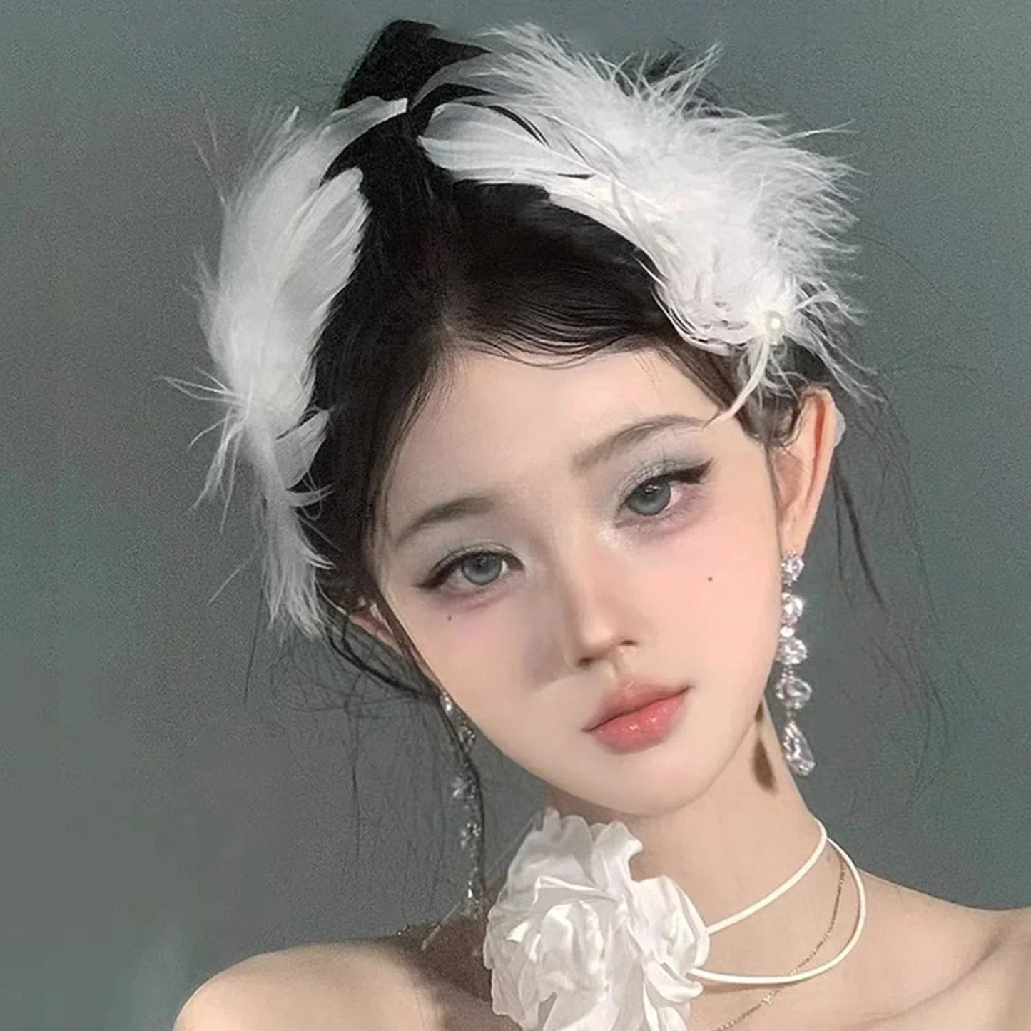 White Swan Feather Hairpin – Ballet Style Side Clip with Faux Pearl for Girls, Party & Stage Performance Accessories
