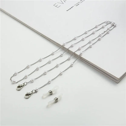 Pearl Beaded Eyeglasses Chain for Women – Trendy Sunglasses Holder Necklace, Mask Lanyard & Fashion Accessory Gift