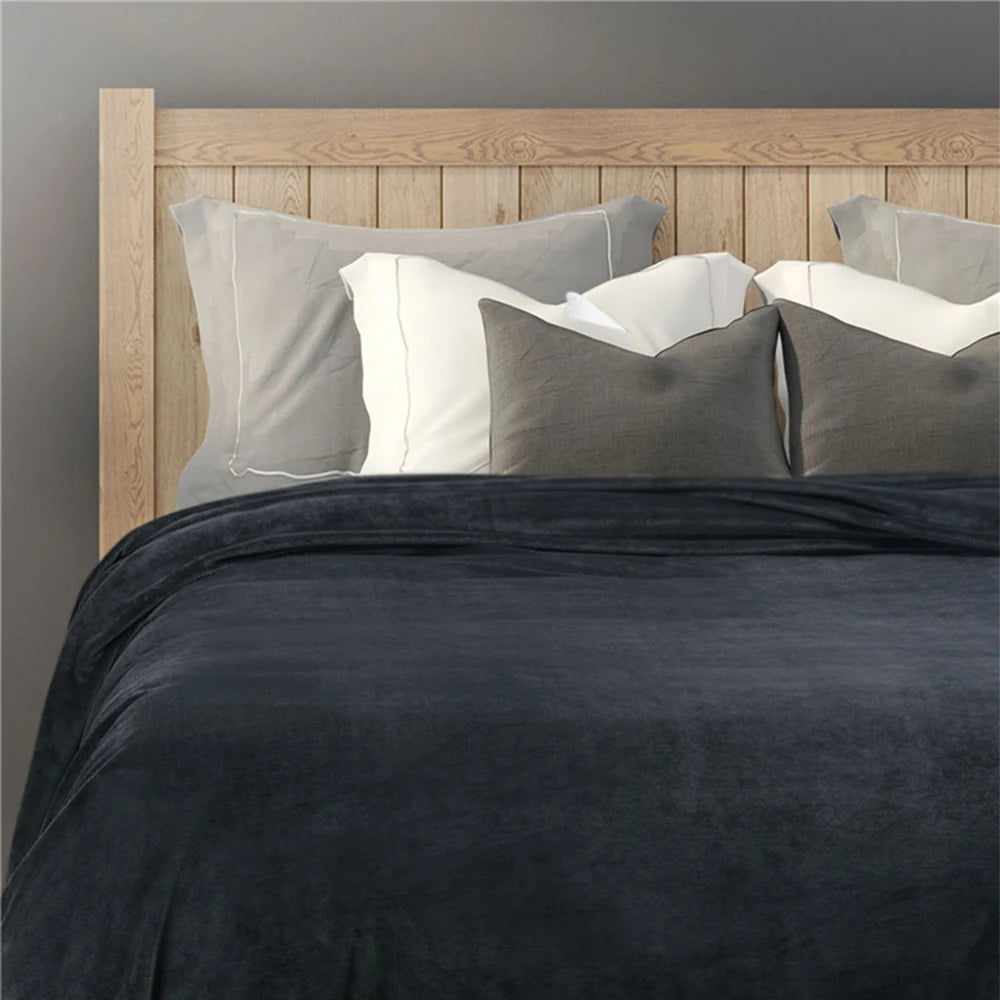 Spring & Winter Flannel Blanket – Soft, Fluffy Coral Fleece Sofa Cover & Bedspread, Solid Blue & Black Plush Blanket for Beds