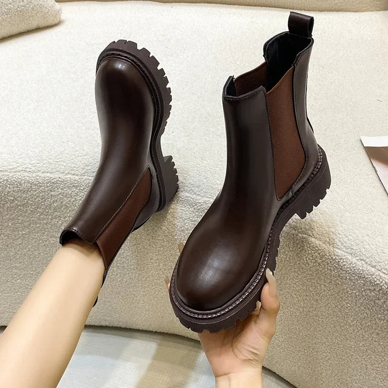 2024 Chelsea Boots – New Thick-Soled Women's Short Boots, Fashionable Autumn & Winter Shoes