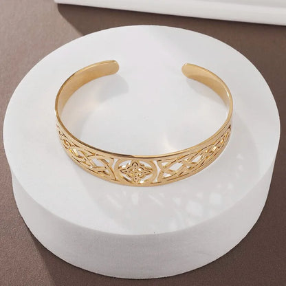 Witch Knot Cuff Bracelet - Stainless Steel Pagan Magic Knot Good Luck Amulet Celtic Knot Jewelry