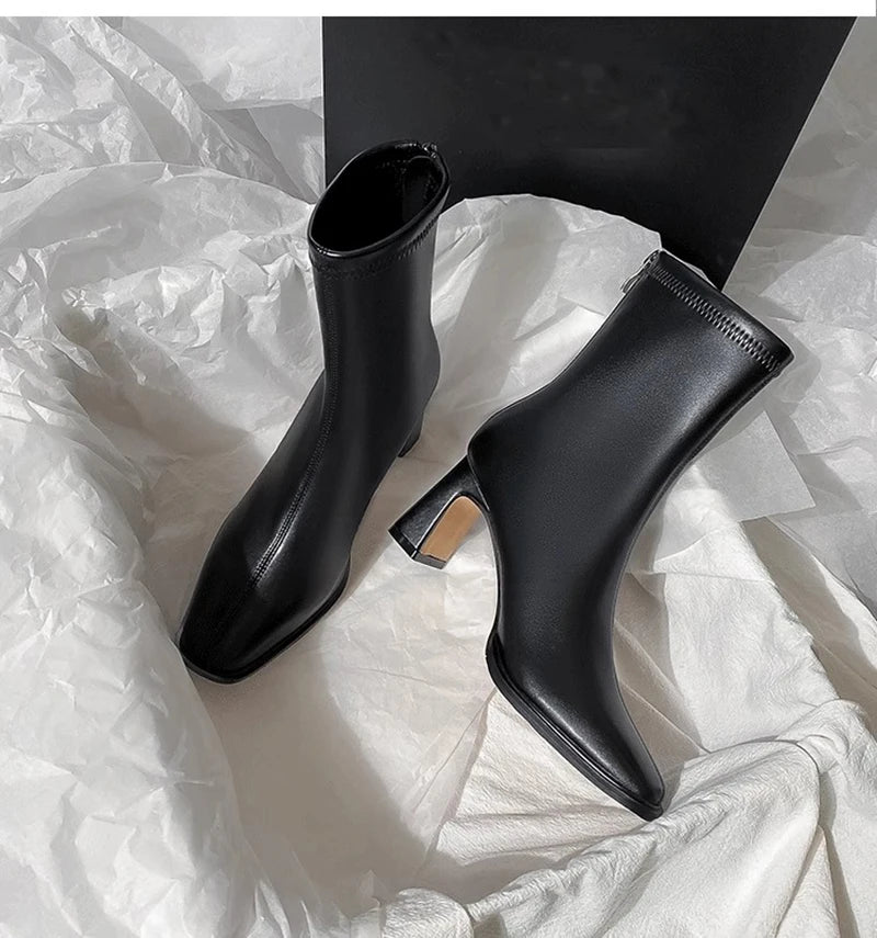 Vintage Warm Cotton Women’s Ankle Boots – Fashionable Square Toe, Elegant Autumn & Winter Short Booties with Thick Heel