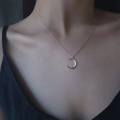 Shiny Butterfly Necklace for Women – Double Layer Clavicle Chain Pendant, Fashion Jewelry Gift