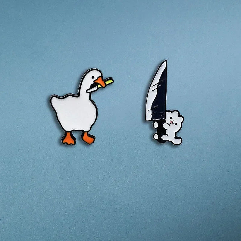 Cartoon Cat with Knife Enamel Pin – Funny Black Kitty Brooch Lapel Badge for Jacket Bag Jewelry Gift