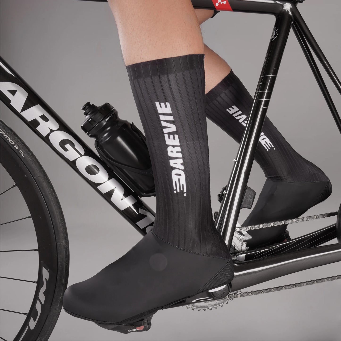 DAREVIE AERO Cycling Shoe Covers — Waterproof, Anti-Slip & Windproof Overshoes for Bikes