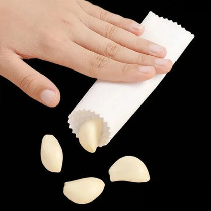 Creative Silicone Garlic Peeler - Easy Peeling Kitchen Tool for Daily Necessities and Household Goods