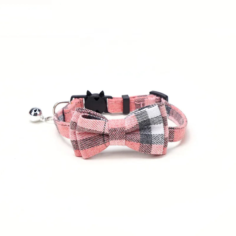 Pet Breakaway Cat Collar with Bow Tie & Bell – Cute Plaid Christmas Red Adjustable Collar for Cats