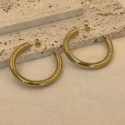 Classic Stainless Steel Hoop Earrings – 30/40/50mm Gold Big Earrings for Women, Trendy Jewelry Accessories