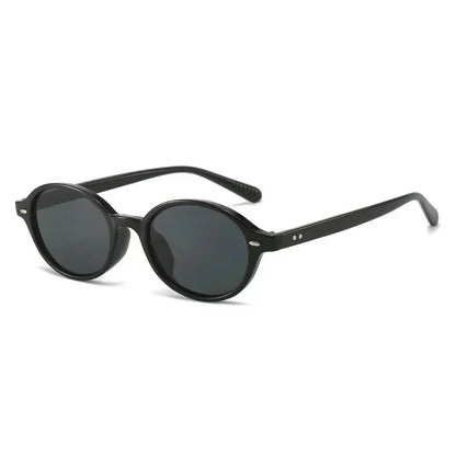Retro Oval Rivet Sunglasses for Women & Men – UV400 Vintage Fashion Eyewear