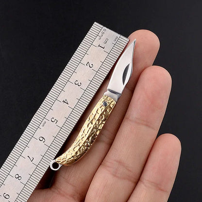 5cm Mini Folding Knife Keychain – Acrylic & Brass Portable Blade Pendant for Camping, Outdoor, and Everyday Carry