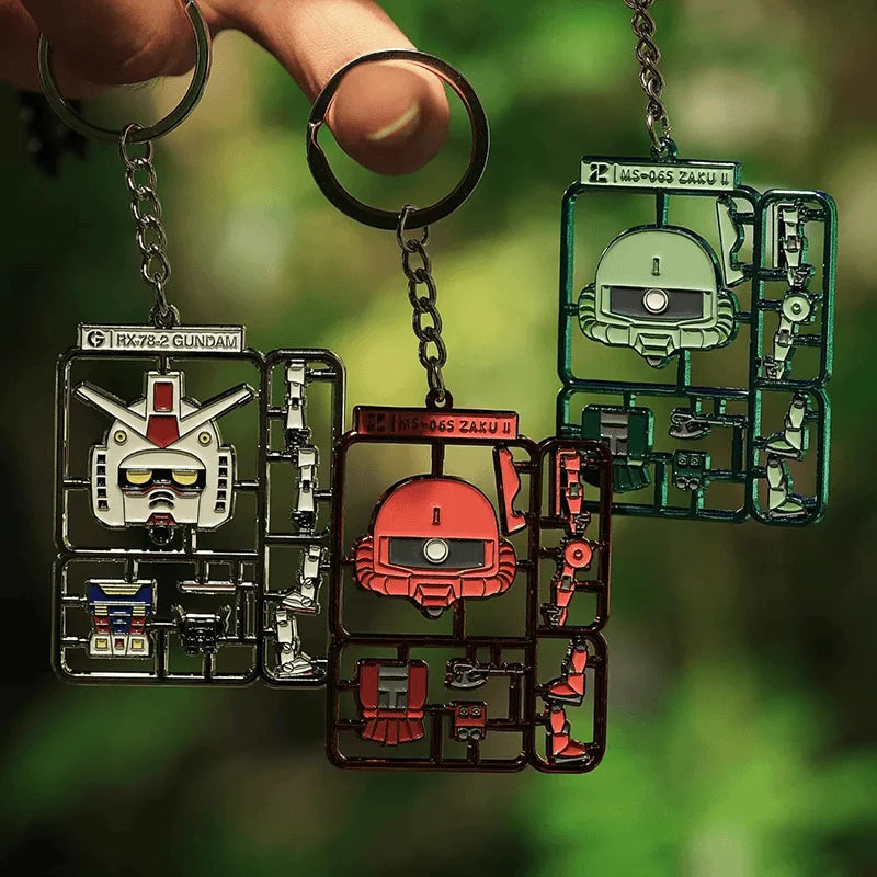 GUNDAM Metal Keychain - Glow-in-the-Dark Anime Pendant for Backpacks and Kids' Gifts