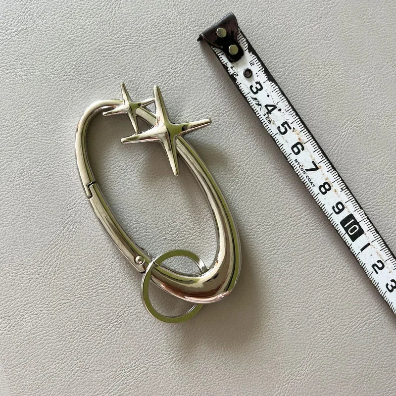 Zinc Alloy Mountaineering Carabiner Keychain – Multifunctional Belt Buckle Blackout