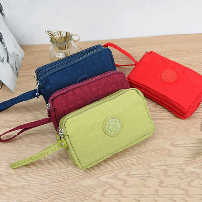 Large-Capacity Three-Zipper Wallet & Handbag – Retro Mobile Phone Bag & Portable Fashion Storage for Women & Students