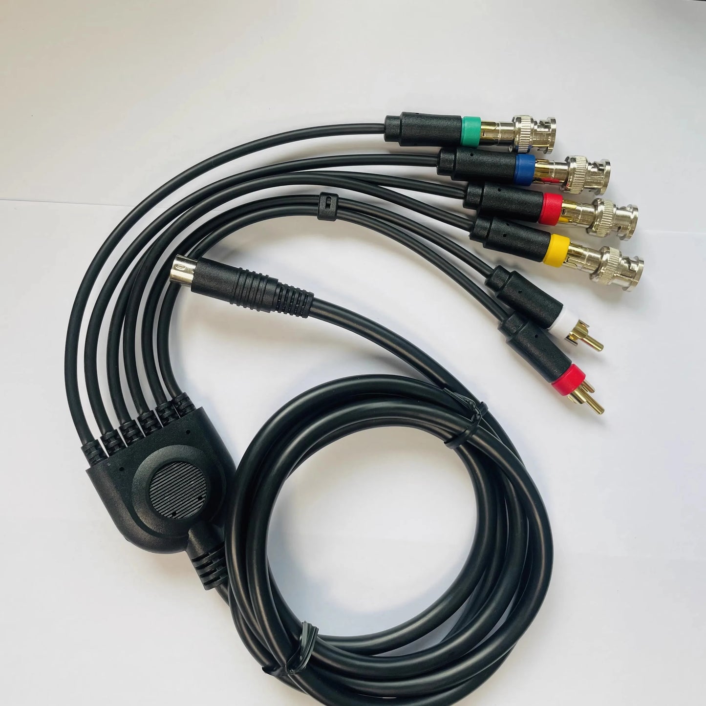 1.8M RGB/RGBS 9-Pin Cable for Sega Mega Drive 2 (MD2) – Retro Game Console Video Cable for CRT Monitor Display Connection