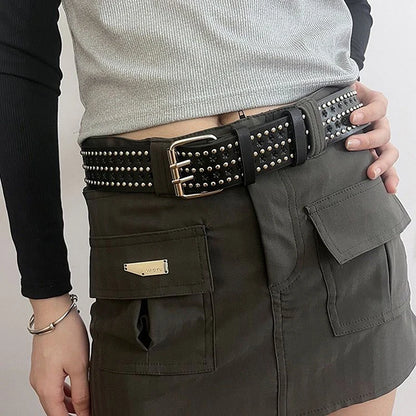 Punk Girl Bullet Rivet Belt — Goth-Inspired Leather Waistband, Fashionable Statement Accessory