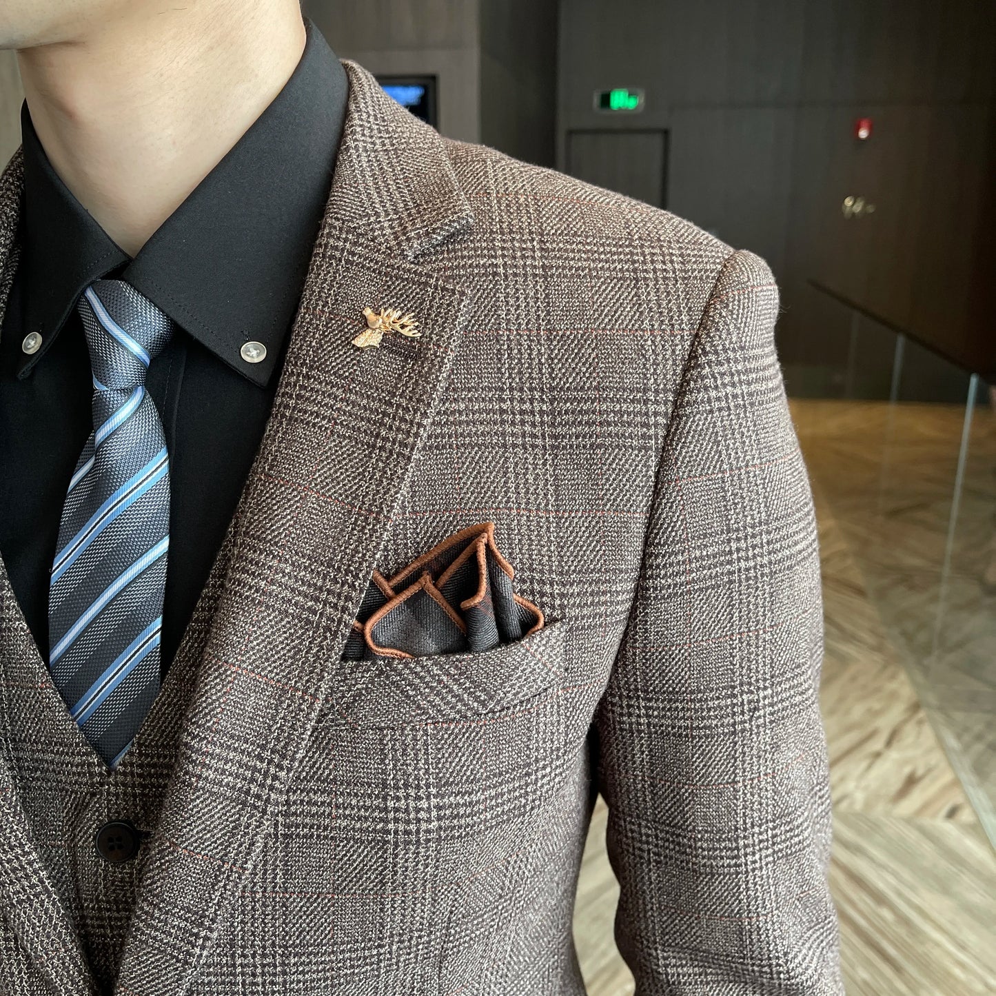 Men’s British Korean Plaid Three-Piece Suit – Stylish Business Casual Set with Blazer, Vest & Trousers