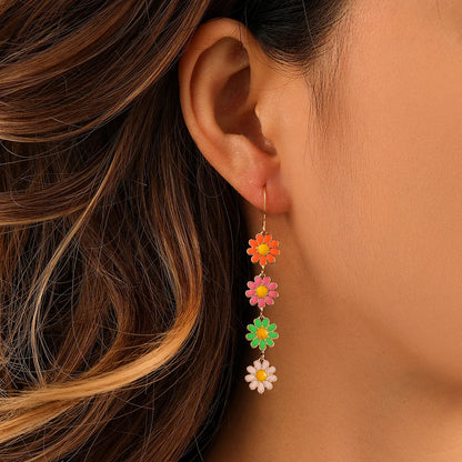 Retro Daisy Flower Earrings - Elegant Small Floral Jewelry for Women Party Gifts