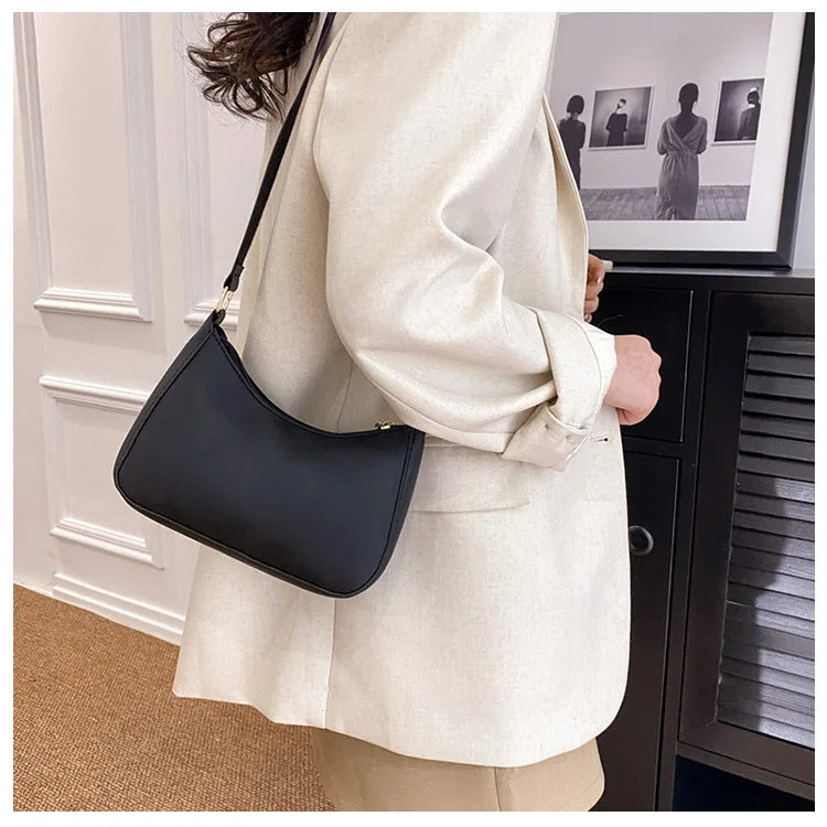 Fashion Solid-Color Handbag – Small Square Stylish Single-Shoulder Bag