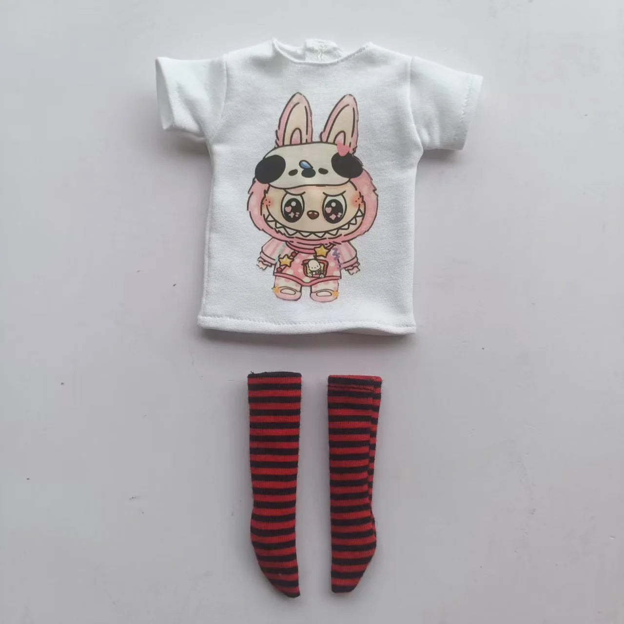 Handmade OB24 1/6 Blyth Doll Clothes – Cartoon T-Shirt with Striped Socks for 1/6 Doll Accessories