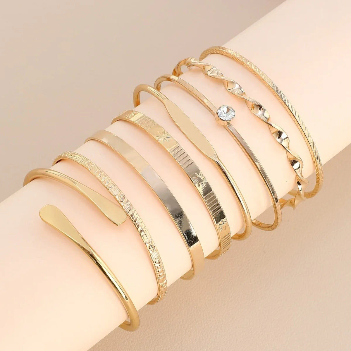 8Pcs Fashion Twist Texture Crystal Geometric Bangle Bracelet Set for Women – Statement Jewelry Accessories