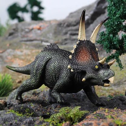 Oenux Dinosaurs World Action Figures - Savage Jurassic Collection Featuring Indominus Rex, Spinosaurus and Triceratops, Ideal Kids Gift