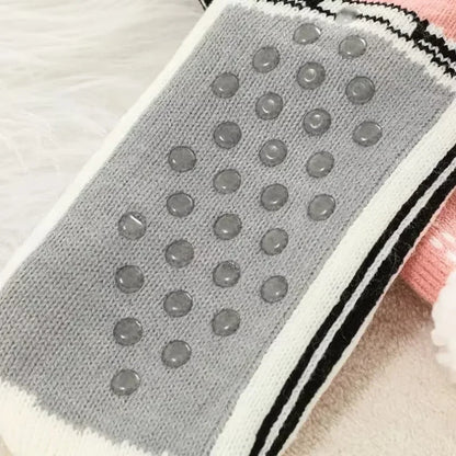 Fuzzy Plush Winter Socks - Warm Non-Slip Snowflake Slipper Socks for Women, Home & Sleeping