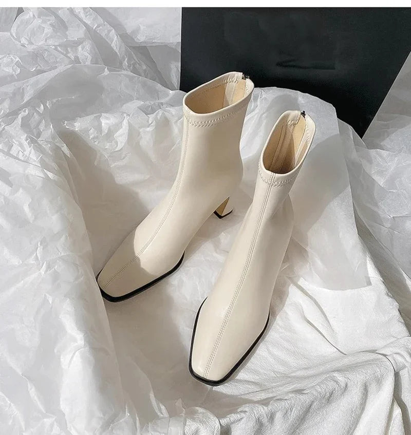 2024 New Vintage Brown Women's Ankle Boots – Fashionable Square Toe, Thick Heel Short Booties for Autumn & Winter
