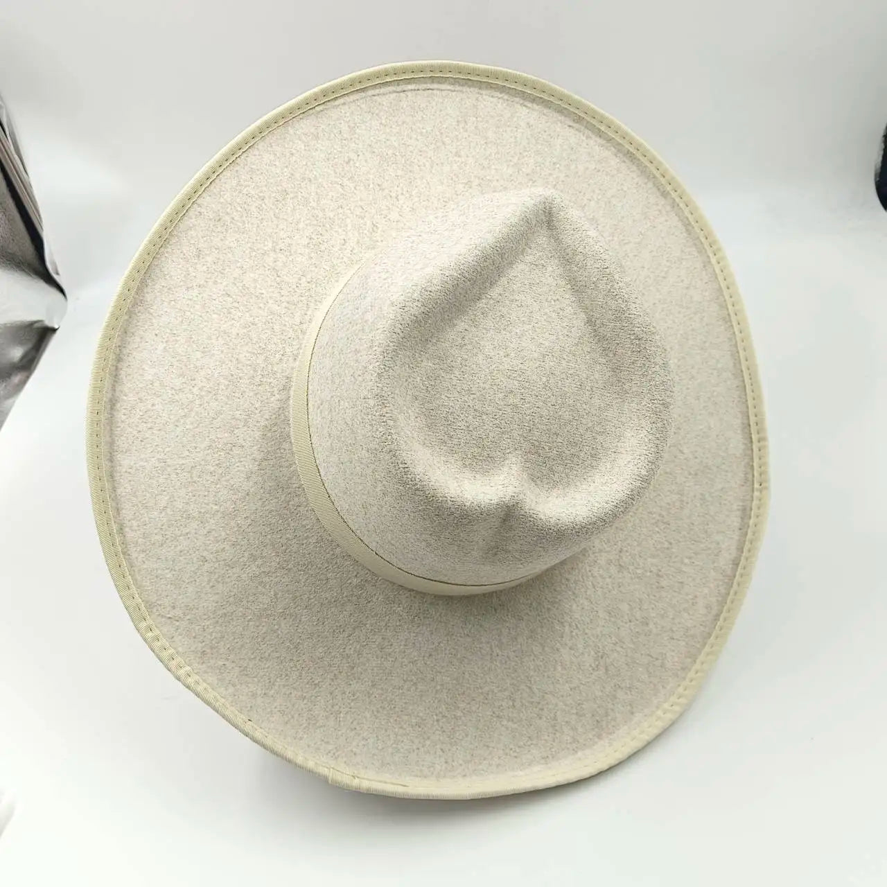 Unisex Black Fedora Hat – Wide Brim Jazz Panama Top Hat for Autumn and Winter – Classic Gentleman Style