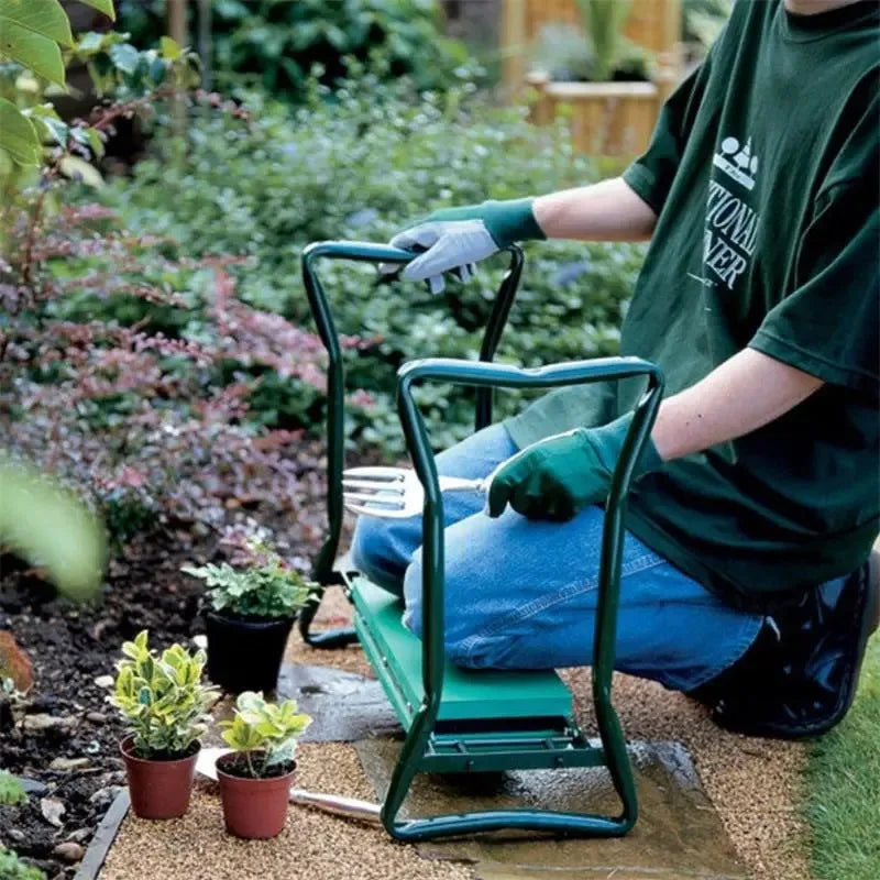 Foldable Garden Kneeler & Seat – Heavy-Duty Gardener Stool with Thick Soft Kneeling Pad for Gardening