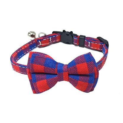 Pet Breakaway Cat Collar with Bow Tie & Bell – Cute Plaid Christmas Red Adjustable Collar for Cats