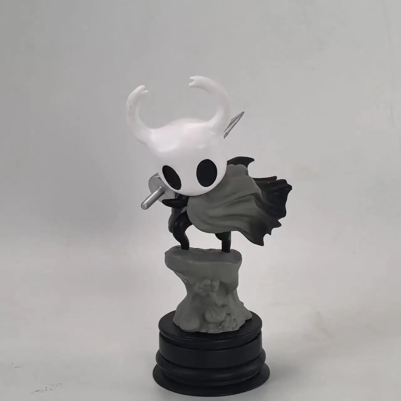 Aixlan Q-Version Hollow Knight Figure – 11cm PVC Action Anime Collectible Figurine, Wholesale Christmas Gift