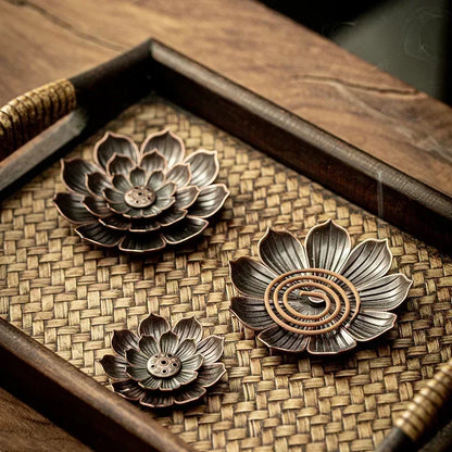Bronze Lotus Backflow Incense Burner - Elegant Stick and Coil Holder for Home Decor and Buddhism Decoration