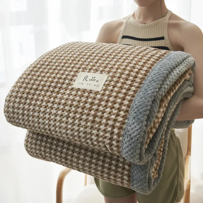 Soft Chenille Knit Throw Blanket - Machine-Washable Crochet Blanket for Couch & Bed