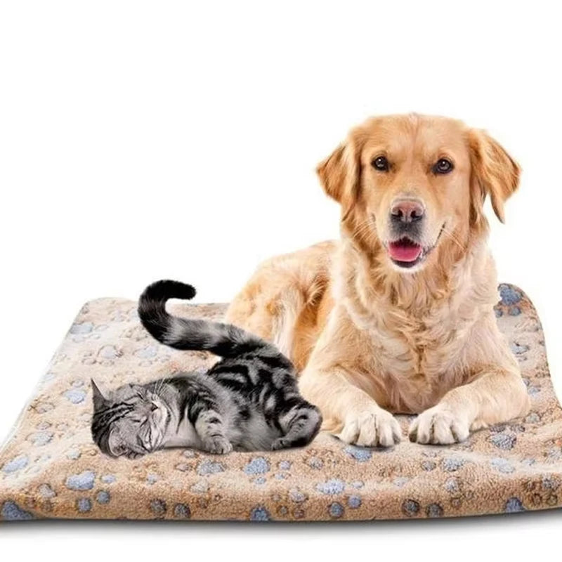Soft Fluffy Pet Blanket - Warm Fleece Dog & Cat Throw with Cute Paw Print Design for Puppies and Kittens