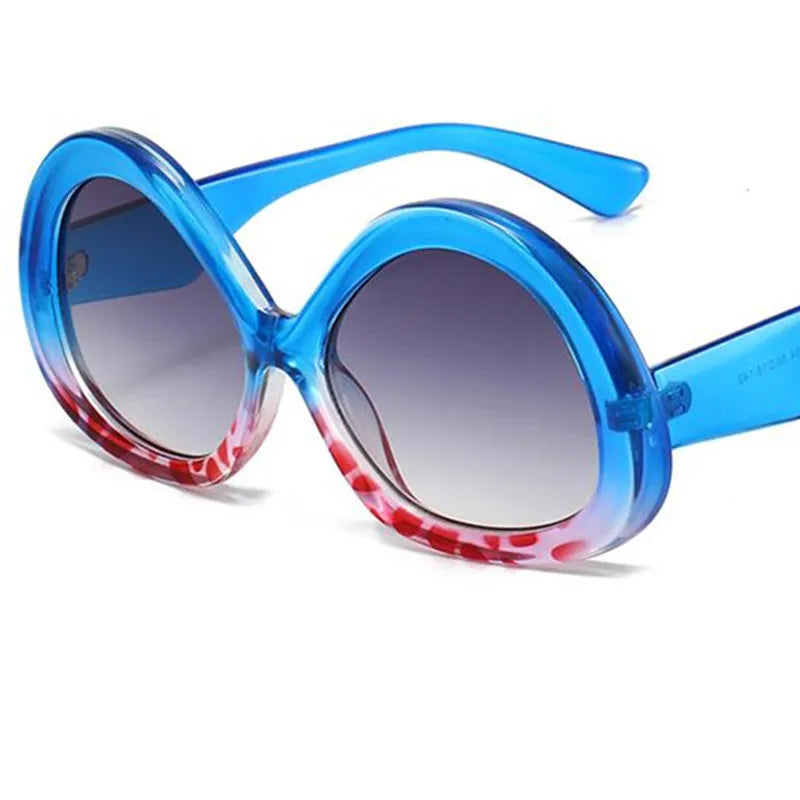 Oversized Penguin Frame Sunglasses - Fashion Anti-UV Patchwork Eyewear for Women, Unique Personality Style