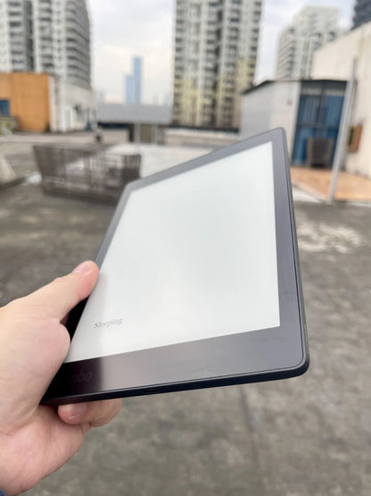 KOBO Aura One 7.8" E-Reader | 300PPI HD Carta E-Ink, IPX8 Waterproof, 8GB WIFI, Two-Color Light