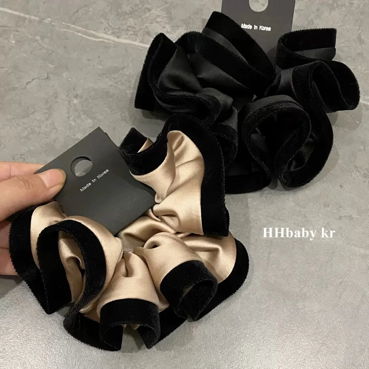 Velvet-Edged Satin Bloom Scrunchie - Elegant Hair Tie for Everyday Style