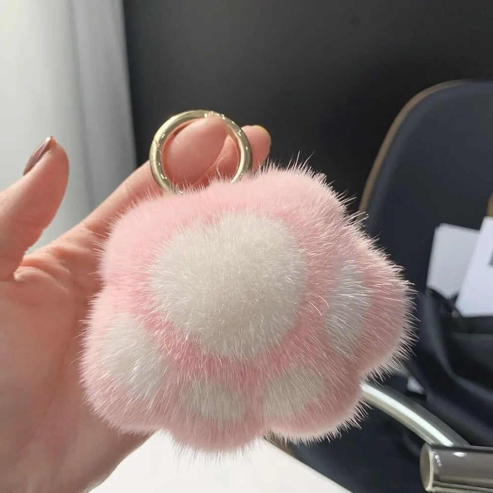 Fluffy Cat Paw Keychain - Cute Faux Fur Plush Pendant Charm for Backpacks, Bags & Car Keys