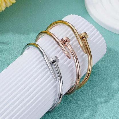 Women's Fashion Stainless Steel Waterproof Luxury Bracelet – Stylish Jewelry for Date, Party, and Festival Gifts - S090