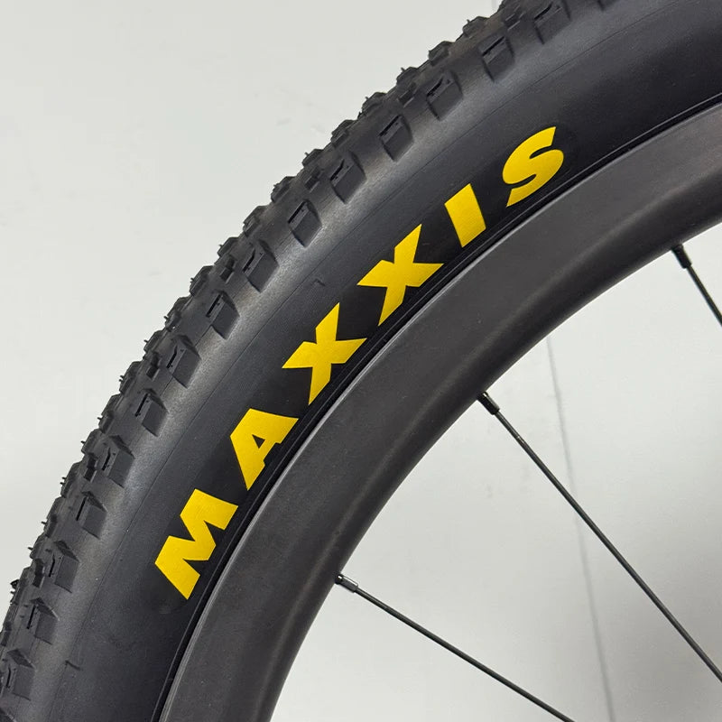 Maxxis 29-Inch MTB Tire - Foldable Tubeless-Ready XC Off-Road Bicycle Tyre, 29x2.25, 29x2.35 & 29x2.4
