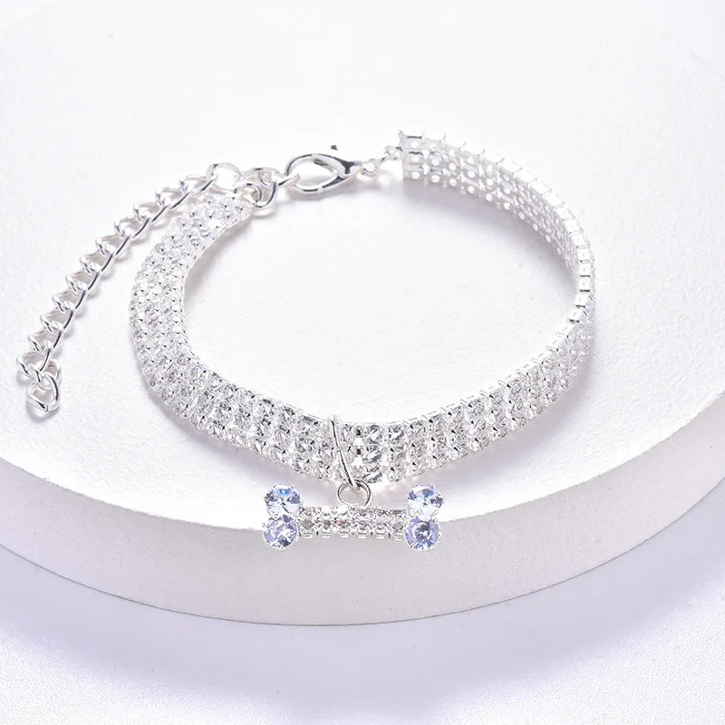 Adjustable Crystal Rhinestone Pet Necklace Collar – Luxury Fashion Dog & Cat Pendant Jewelry Accessories for Puppies & Pets