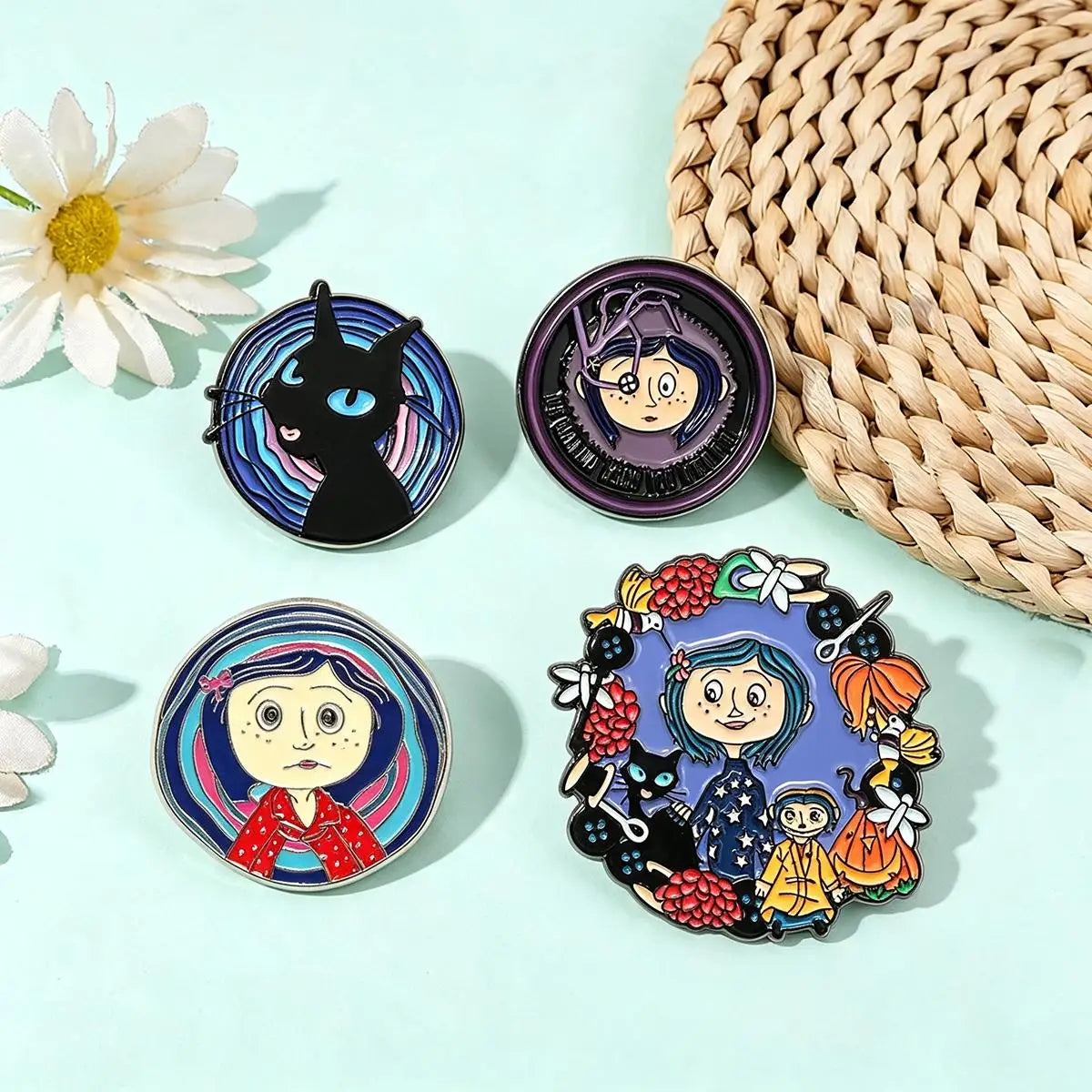 4-Piece Horror Movie Enamel Pin Set – Ghost and Cartoon Character Lapel Brooches for Backpacks, Cosplay, and Halloween Gifts